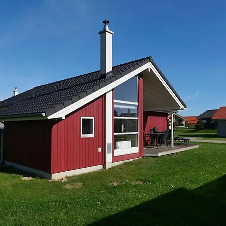 Grobenbrode Split-wing House *